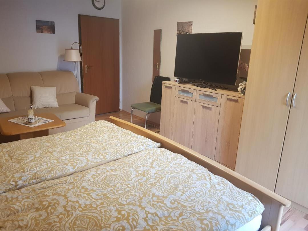 Ferienwohnung Aurich Ostfriesland ภายนอก รูปภาพ
